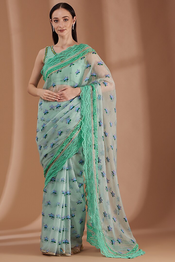 Mint Green Saree Set With Print by Label By Shalini Bhagat