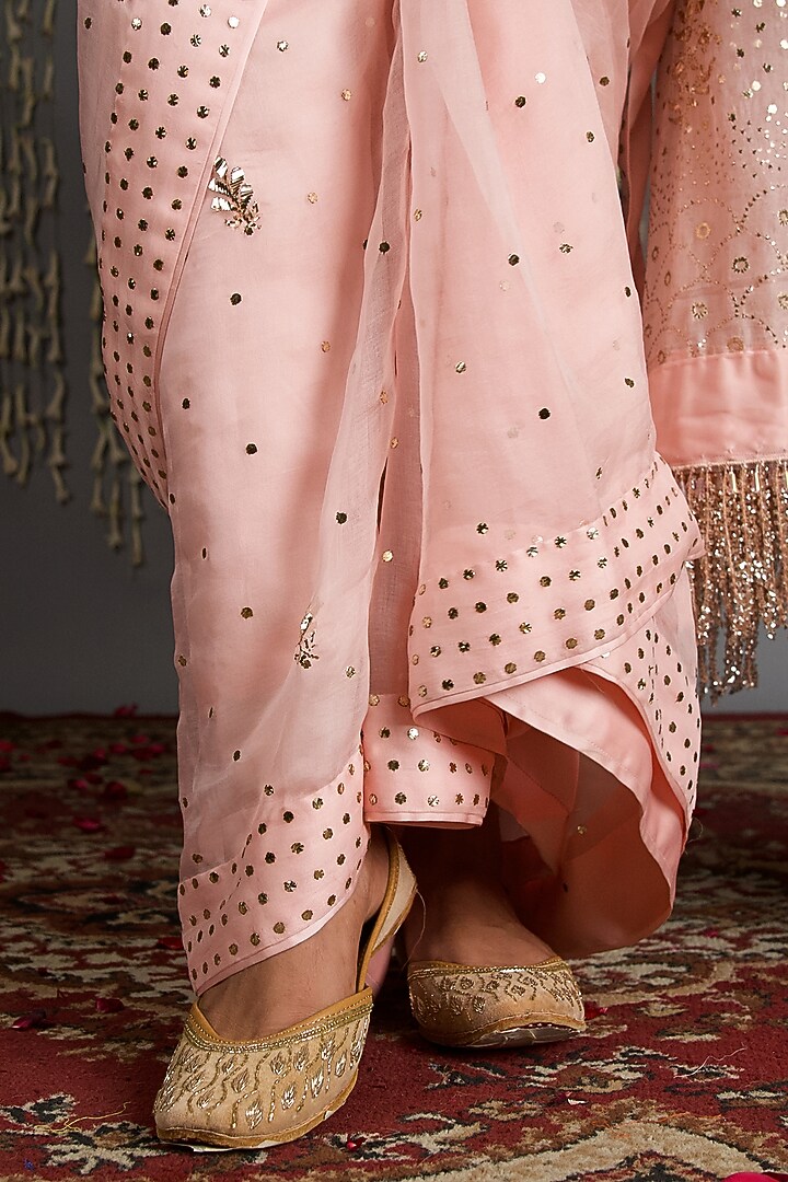 Pink Pure Silk Organza Embroidered Reception Saree Set by Shweta Dabas at Pernia's Pop Up Shop