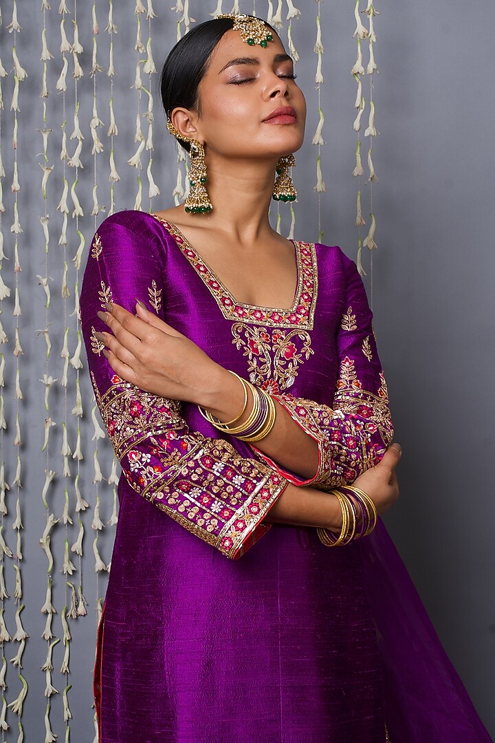 Purple Pure Tissue Hand Embroidered Kurta Set by Shweta Dabas at Pernia's Pop Up Shop