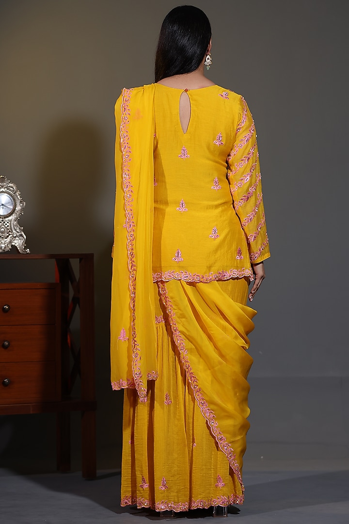 Haldi Yellow Pure Mulmul Thread Embroidered Gharara Set by Shweta Dabas at Pernia's Pop Up Shop