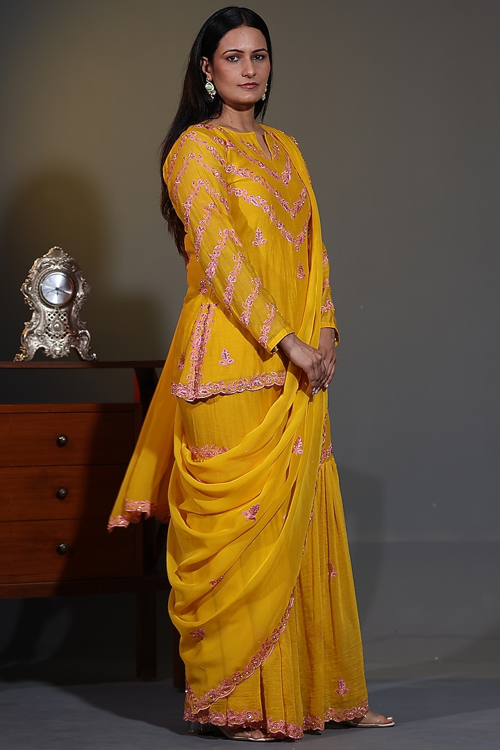 Haldi Yellow Pure Mulmul Thread Embroidered Gharara Set by Shweta Dabas at Pernia's Pop Up Shop