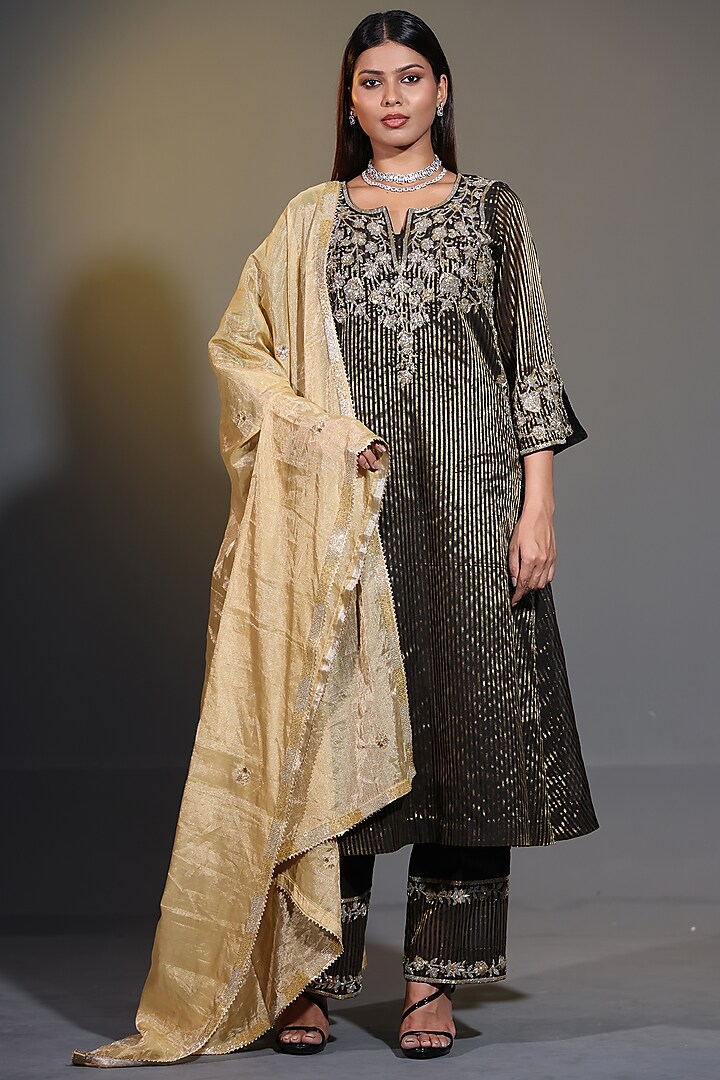 Black Pure Tissue Striped Zari Zardosi Handwork Kurta Set by Shweta Dabas at Pernia's Pop Up Shop