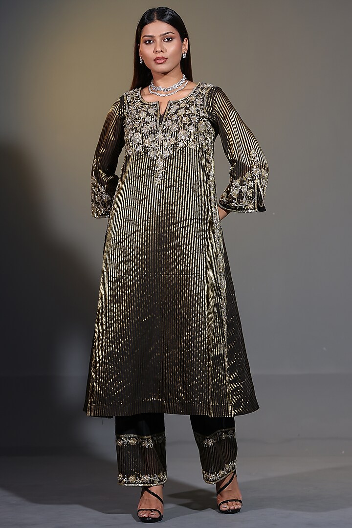 Black Pure Tissue Striped Zari Zardosi Handwork Kurta Set by Shweta Dabas at Pernia's Pop Up Shop