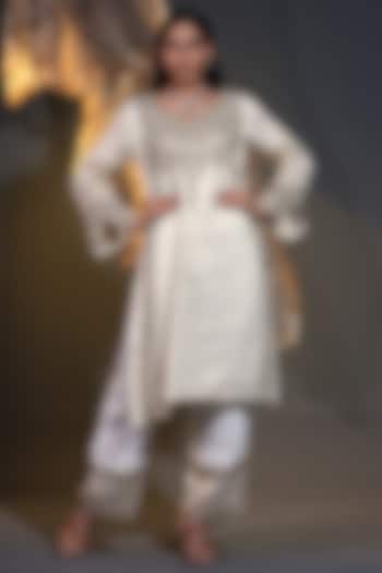 Ivory Pure Tissue Striped Zari Zardosi Handwork Kurta Set by Shweta Dabas at Pernia's Pop Up Shop