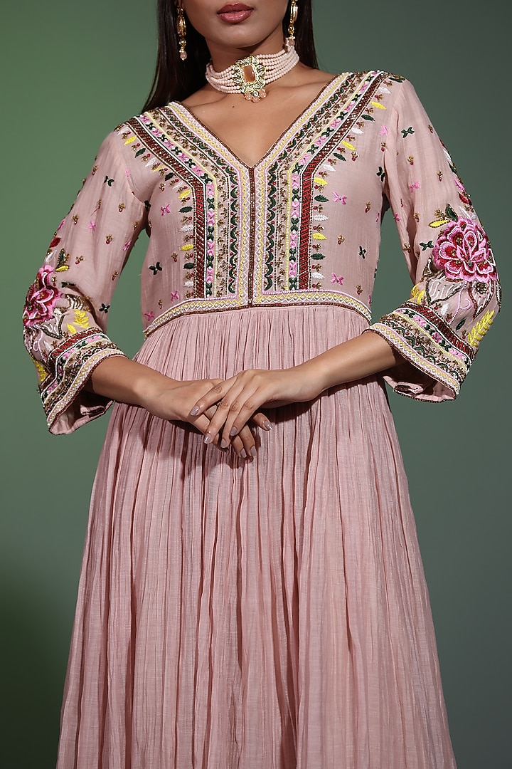 Nude Peach Mulmul Hand Embroidered Wedding Anarkali Set by Shweta Dabas at Pernia's Pop Up Shop