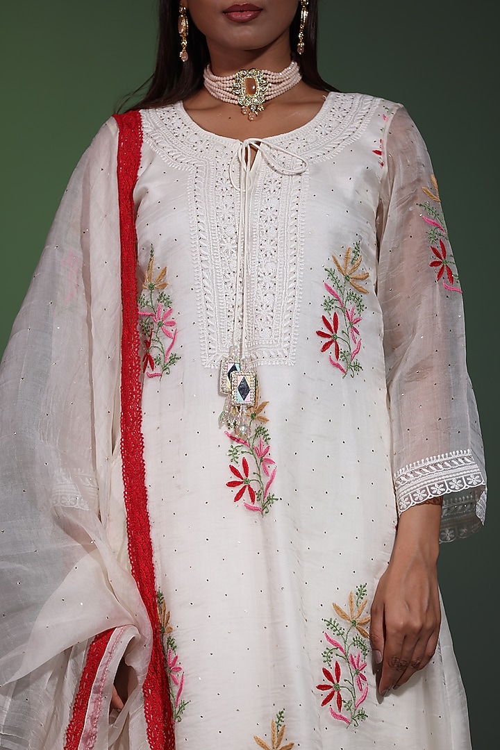 White Organza Mukaish Embroidered A-Line Kurta Set by Shweta Dabas at Pernia's Pop Up Shop