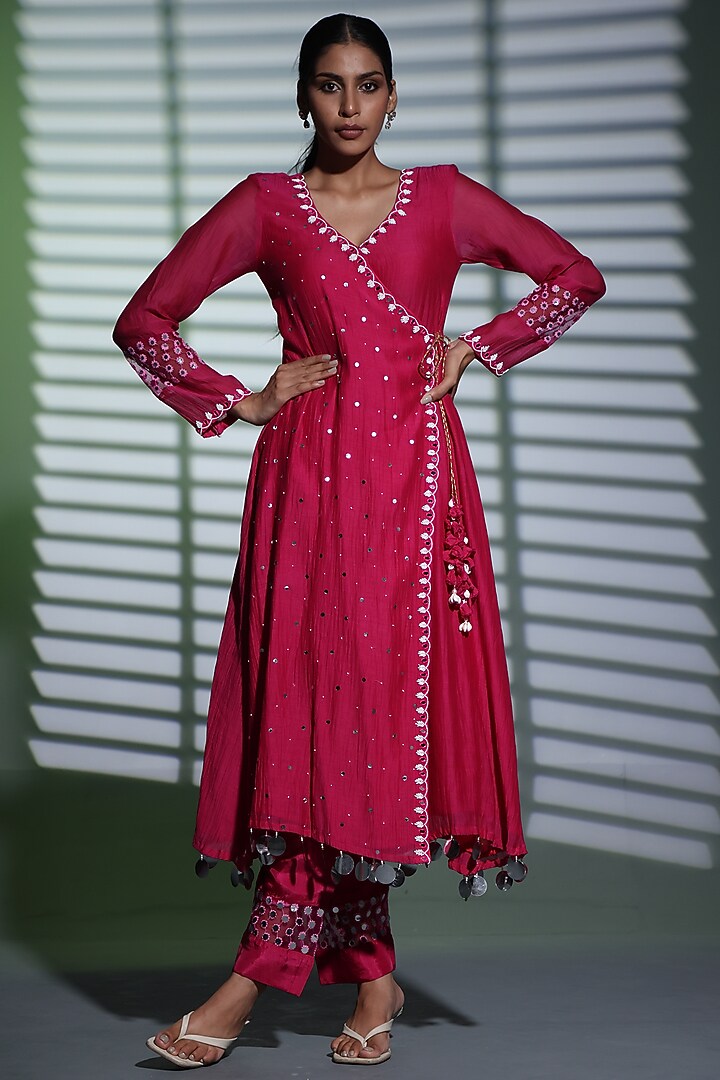 Pink Mulmul Hand Embroidered A-Line Kurta Set by Shweta Dabas at Pernia's Pop Up Shop