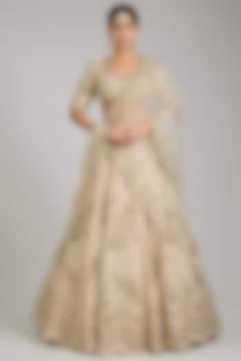 Ivory Dupion Silk Bridal Lehenga Set by Shlok Design at Pernia's Pop Up Shop