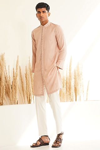 Powder Pink Chanderi Silk Hand Embroidered Kurta Set by Shreyansh Designs
