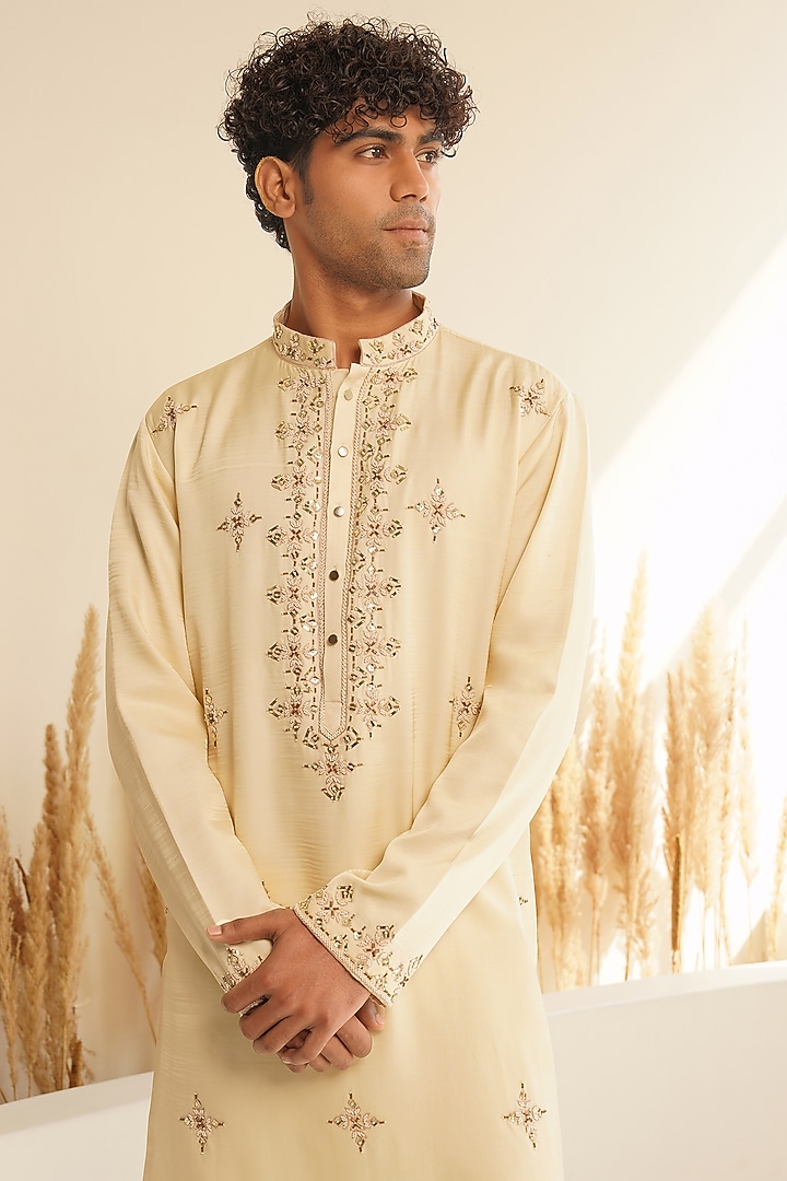 Milky White Chanderi Silk Hand Embroidered Kurta Set by Shreyansh Designs at Pernia's Pop Up Shop