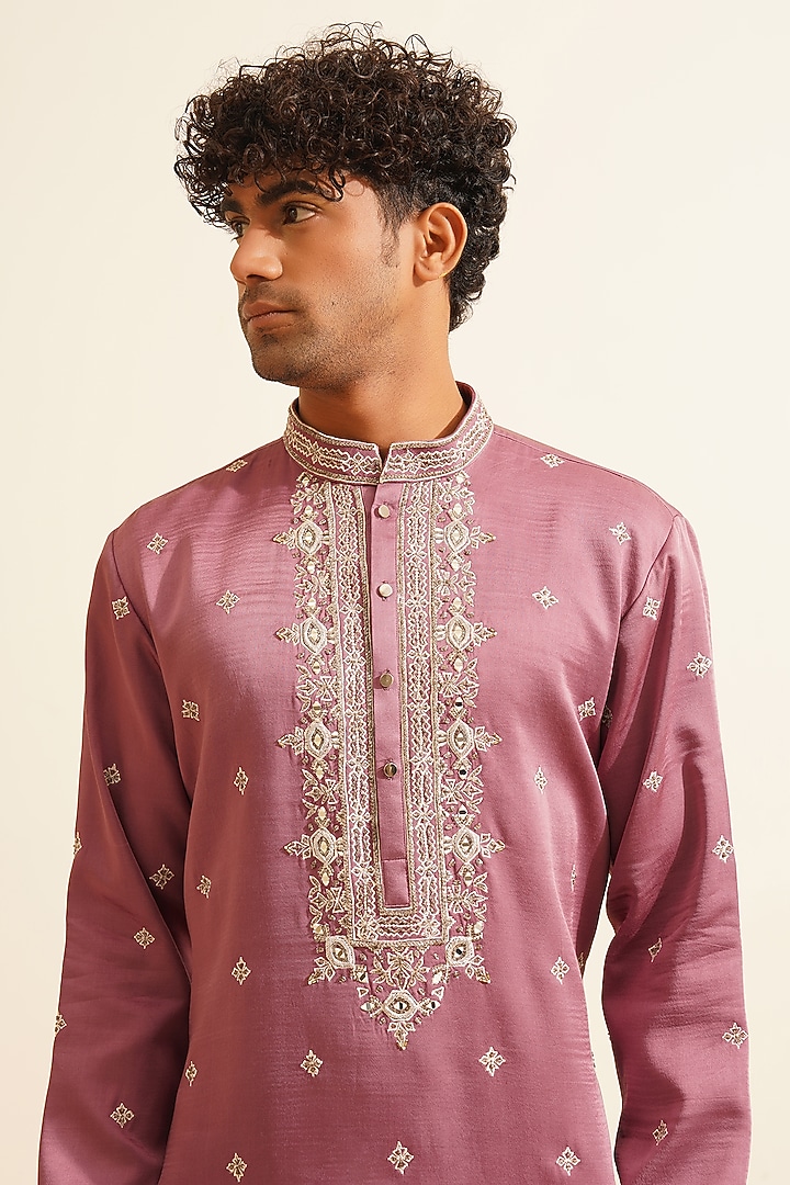 Lilac Chanderi Silk Hand Embroidered Kurta Set by Shreyansh Designs at Pernia's Pop Up Shop