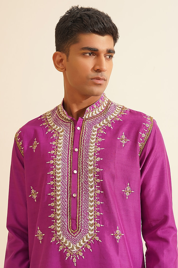 Purple Chanderi Silk Hand Embroidered Kurta Set by Shreyansh Designs at Pernia's Pop Up Shop