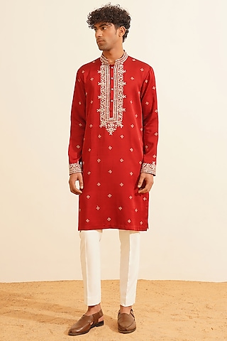 Red Chanderi Silk Hand Embroidered Kurta Set by Shreyansh Designs