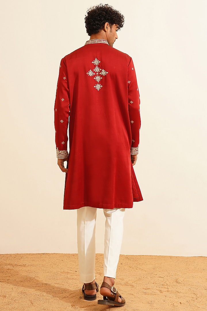 Red Chanderi Silk Hand Embroidered Kurta Set by Shreyansh Designs at Pernia's Pop Up Shop