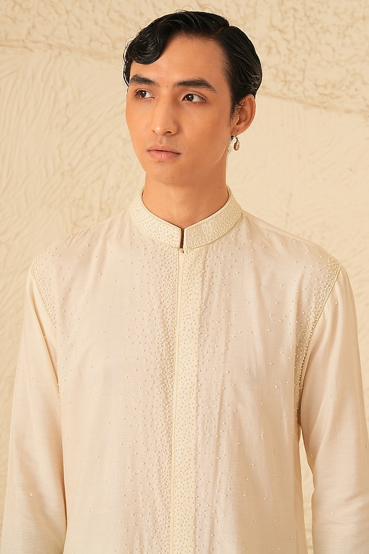 Ivory-Pista Ombre Cotton Silk Hand Embroidered Kurta Set by Shreyansh Designs at Pernia's Pop Up Shop