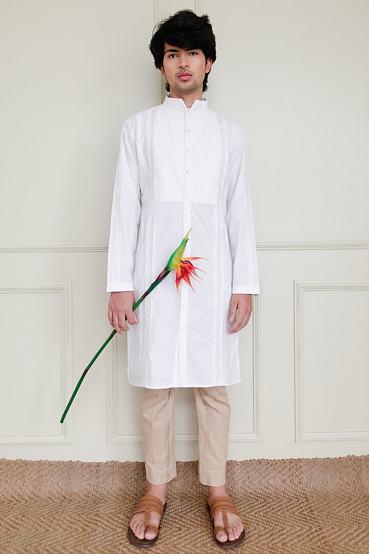 White Cotton Kurta by Shreyansh Designs at Pernia's Pop Up Shop
