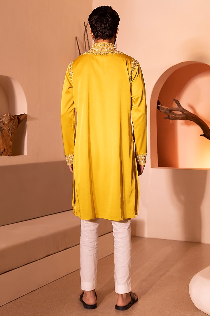 Yellow Padma Silk Hand Embroidered Kurta Set by Shreyansh Designs at Pernia's Pop Up Shop