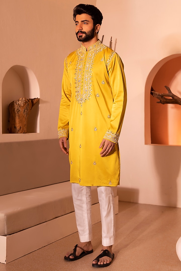 Yellow Padma Silk Hand Embroidered Kurta Set by Shreyansh Designs at Pernia's Pop Up Shop