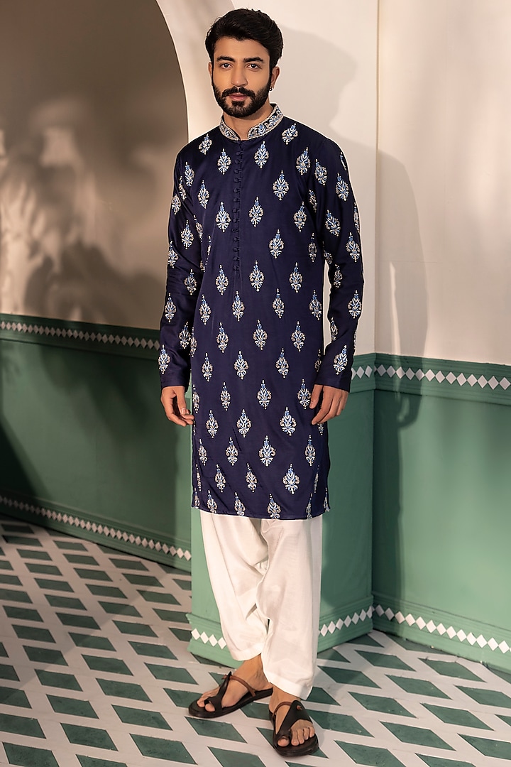 Blue Padma Silk Embroidered Kurta Set by Shreyansh Designs at Pernia's Pop Up Shop