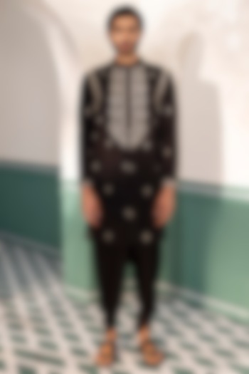 Black Padma Silk Embroidered Kurta Set by Shreyansh Designs at Pernia's Pop Up Shop