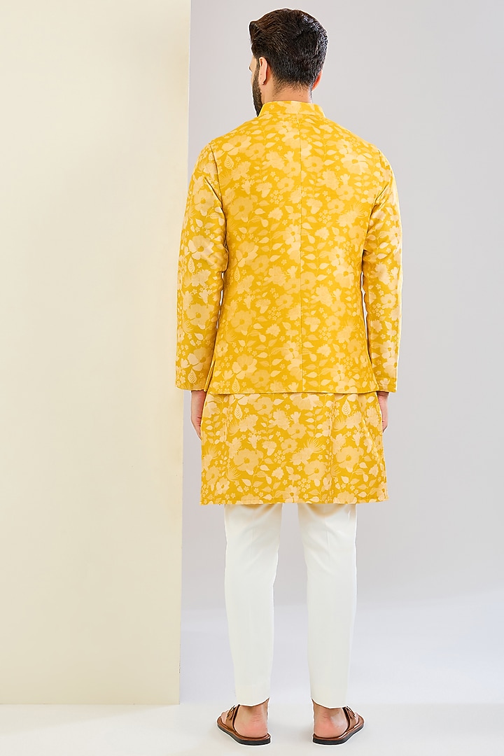 Yellow Chanderi Silk Floral Printed Bundi Jacket Set by Shreyansh Designs at Pernia's Pop Up Shop