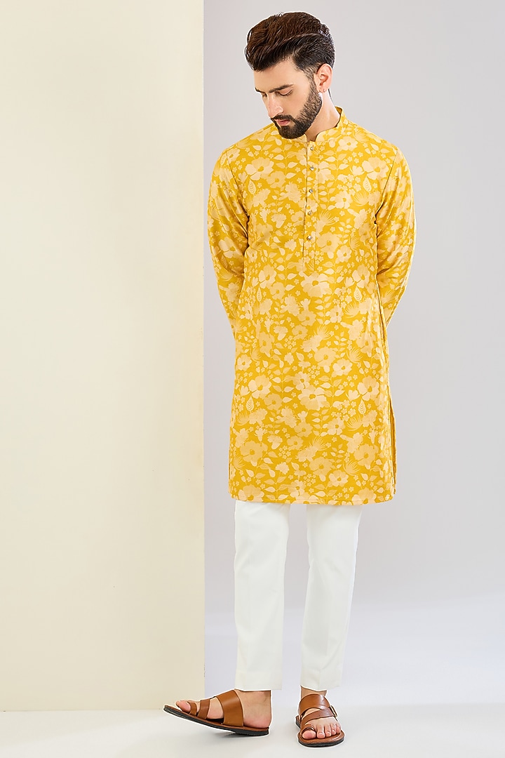 Yellow Chanderi Silk Floral Printed Bundi Jacket Set by Shreyansh Designs at Pernia's Pop Up Shop