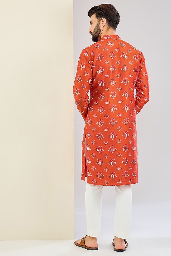 Red Chanderi Silk Floral Printed Kurta Set by Shreyansh Designs at Pernia's Pop Up Shop