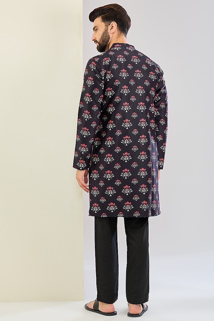 Black Chanderi Silk Floral Printed Kurta Set by Shreyansh Designs at Pernia's Pop Up Shop