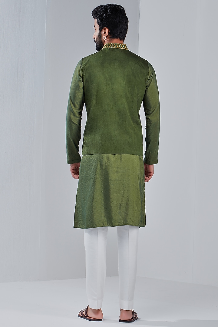 Henna Green Dupion Silk Bundi Jacket by Shreyansh Designs at Pernia's Pop Up Shop