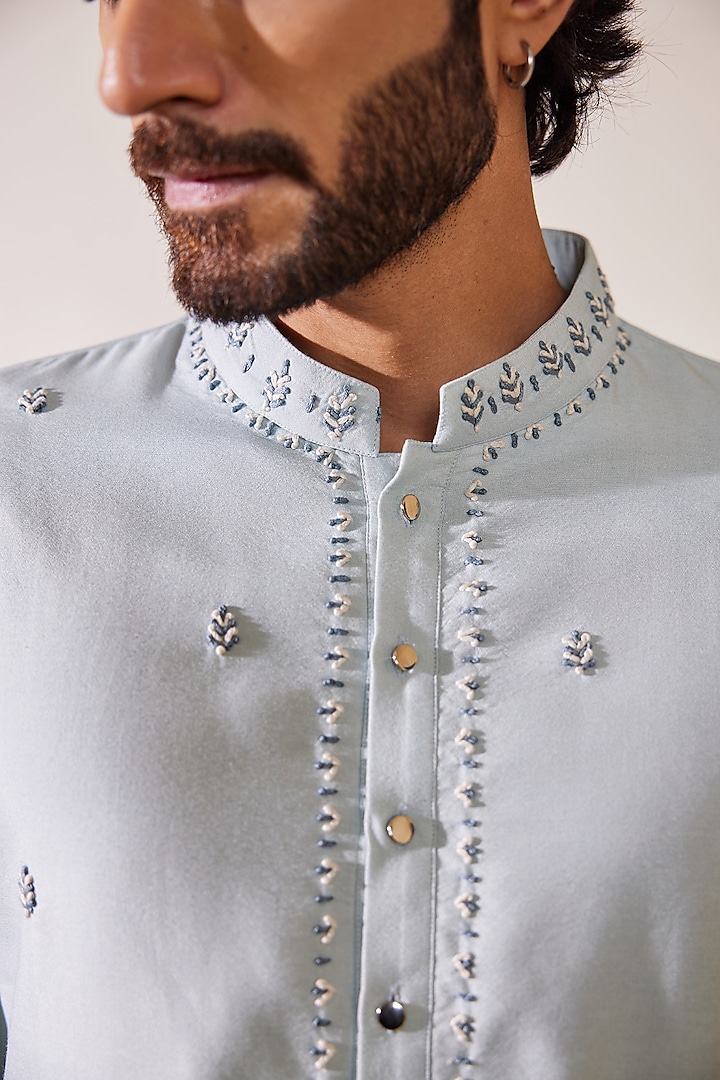 Powder Blue Cotton Silk Thread Embroidered Kurta Set by Shreyansh Designs at Pernia's Pop Up Shop
