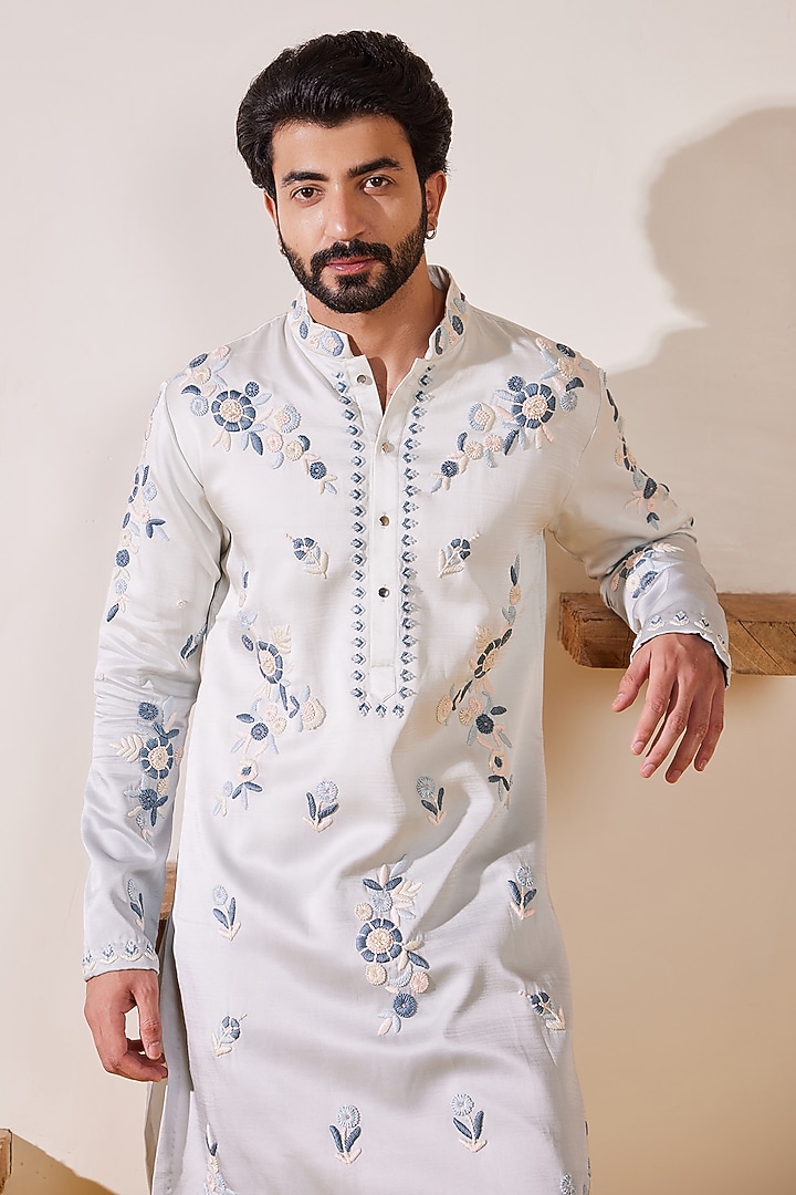 Grey Ombre Padma Silk Thread Hand Embroidered Kurta Set by Shreyansh Designs at Pernia's Pop Up Shop
