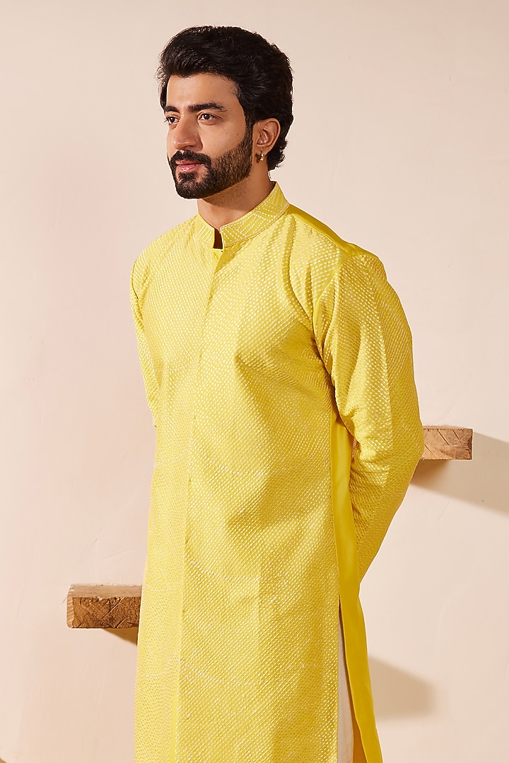 Lime Yellow Chanderi Silk Embroidered Kurta Set by Shreyansh Designs at Pernia's Pop Up Shop