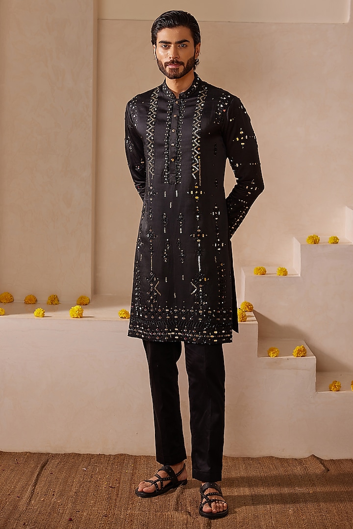 Black Padma Silk Mirror Embroidered Kurta Set by Shreyansh Designs at Pernia's Pop Up Shop