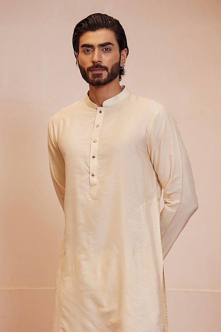 Ivory Cotton Silk Kurta Set by Shreyansh Designs at Pernia's Pop Up Shop
