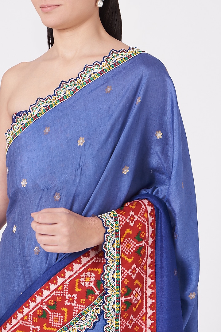 Shady Neon Blue Moonga Silk Embroidered Handloom Reception Saree Set by Shantanu Goenka at Pernia's Pop Up Shop