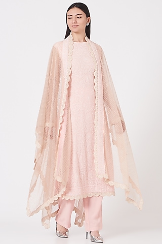 Powder Pink Embroidered Kurta Set by Shantanu Goenka
