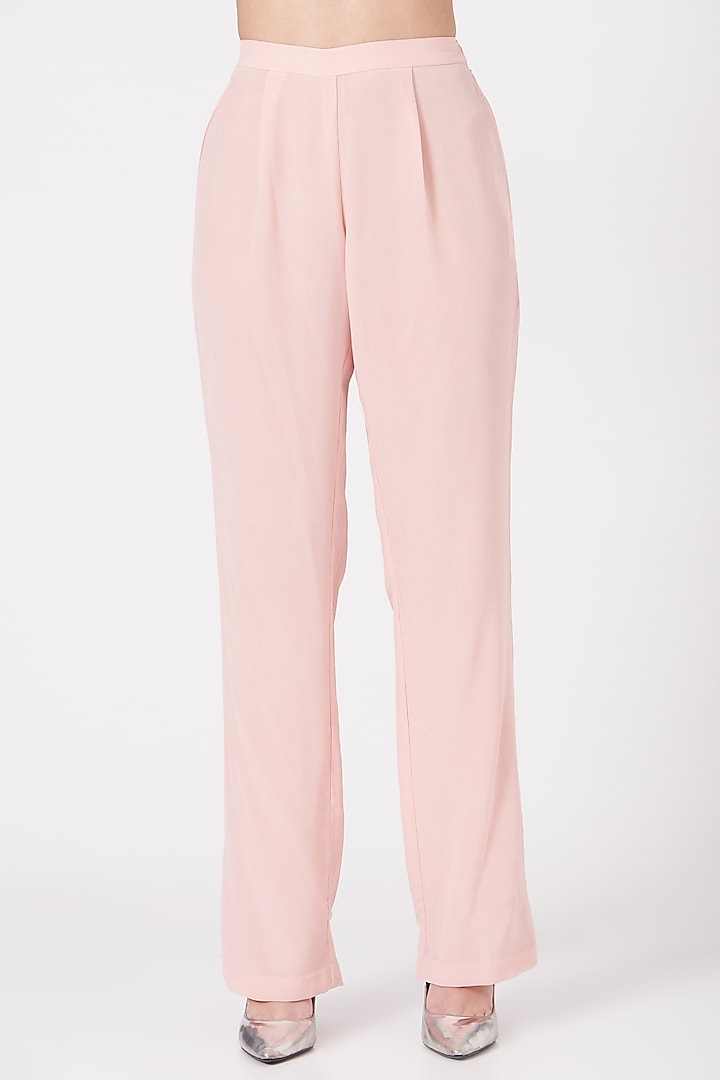 Powder Pink Embroidered Kurta Set by Shantanu Goenka at Pernia's Pop Up Shop
