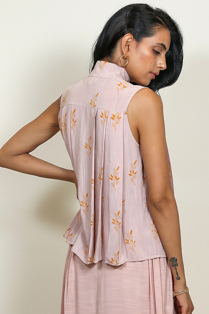 Peach Printed Pleated Blouse by Shiori at Pernia's Pop Up Shop