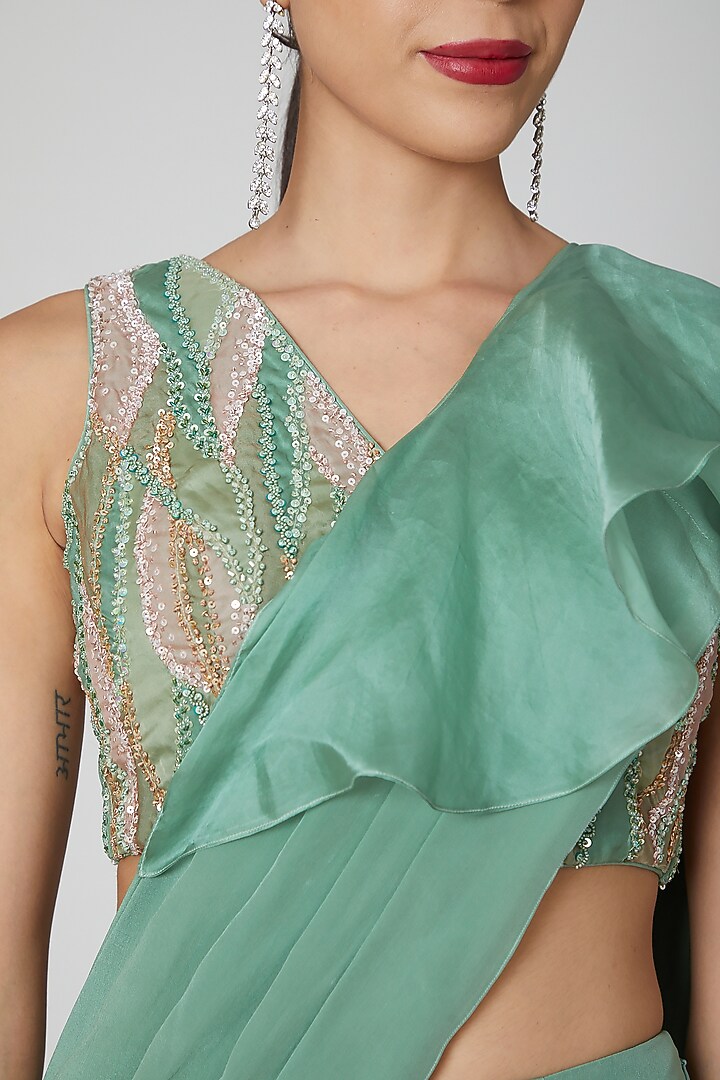 Green Embroidered Ruffled Wedding Saree Set by Shivangi Jain at Pernia's Pop Up Shop