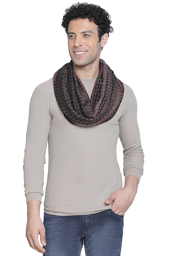 Black Wool & Cashmere Muffler by Shingora Men at Pernia's Pop Up Shop