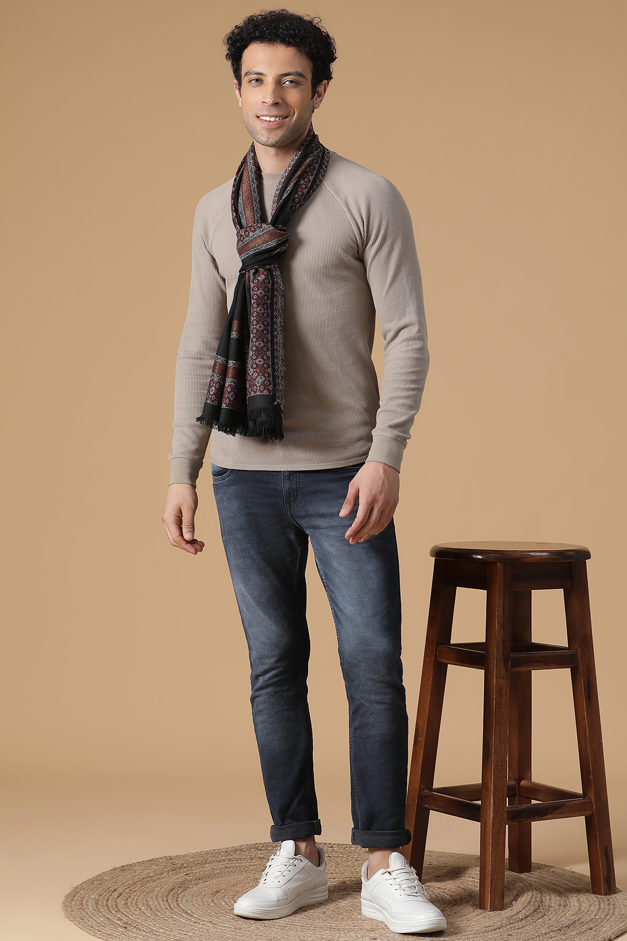 Black Wool & Lurex Muffler by Shingora