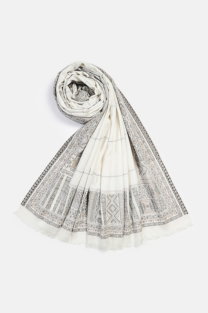 Off-White Wool Jacquard Lohi by Shingora Men at Pernia's Pop Up Shop