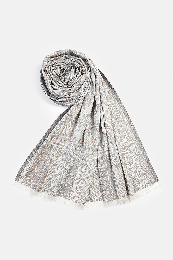 Off-White Wool Jacquard Lohi by Shingora Men at Pernia's Pop Up Shop