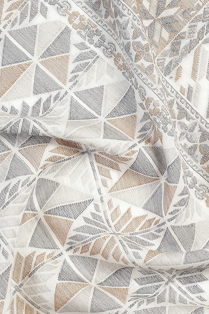 Off-White Wool Jacquard Lohi by Shingora Men at Pernia's Pop Up Shop