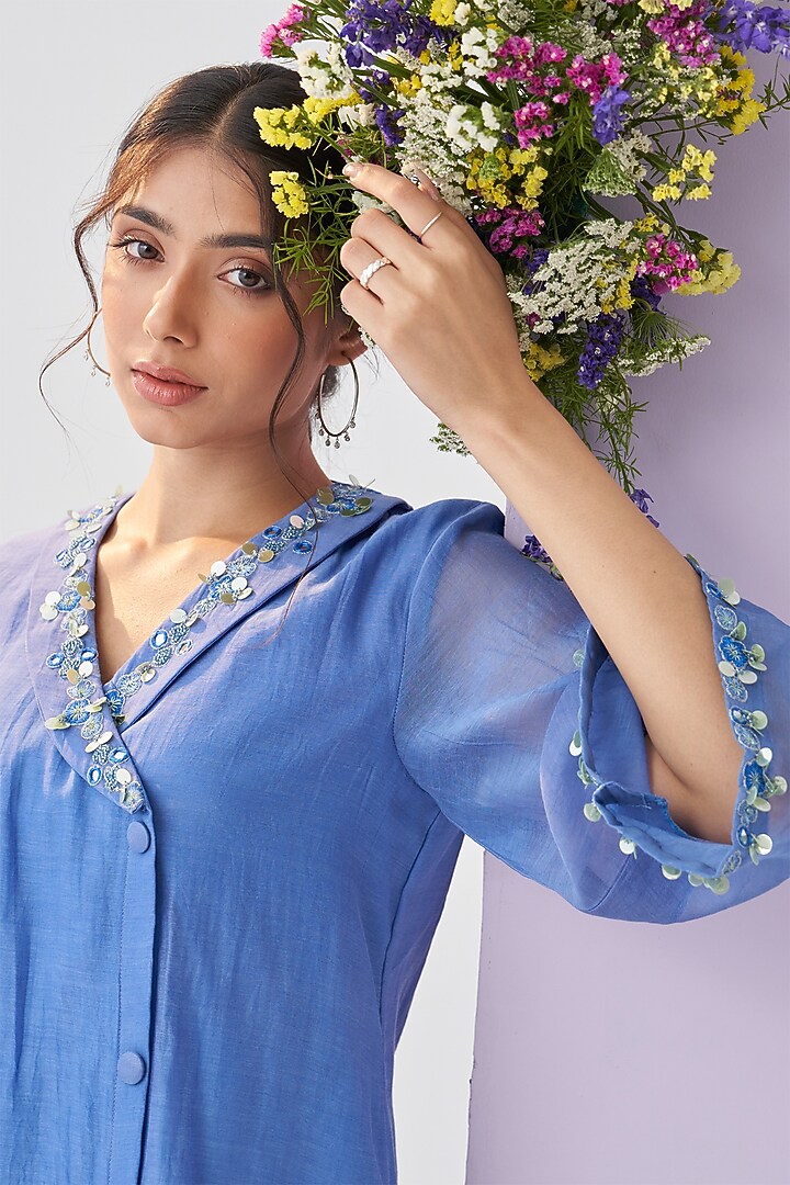 Blue Mul Chanderi Sequins Embroidered Kurta Set by Shipraa Grover at Pernia's Pop Up Shop