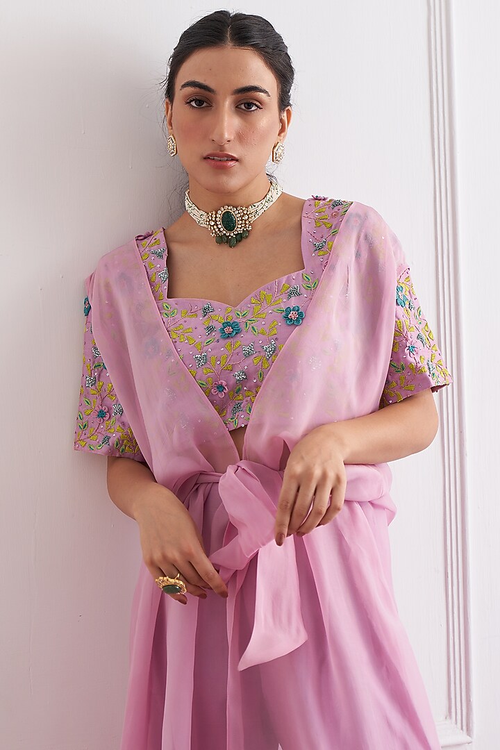 Lavender Organza Cape Set by Shipraa Grover at Pernia's Pop Up Shop