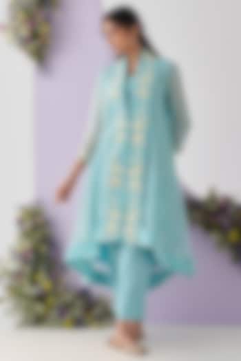 Blue Organza Embroidered Kurta Set by Shipraa Grover