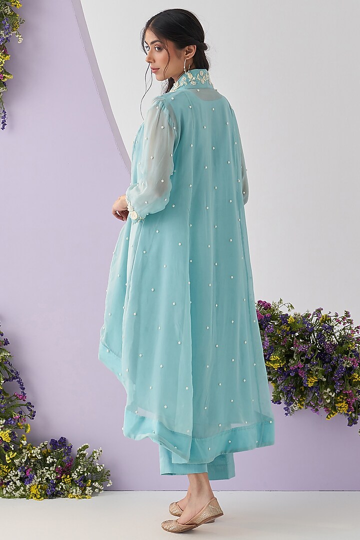 Blue Organza Embroidered Kurta Set by Shipraa Grover at Pernia's Pop Up Shop