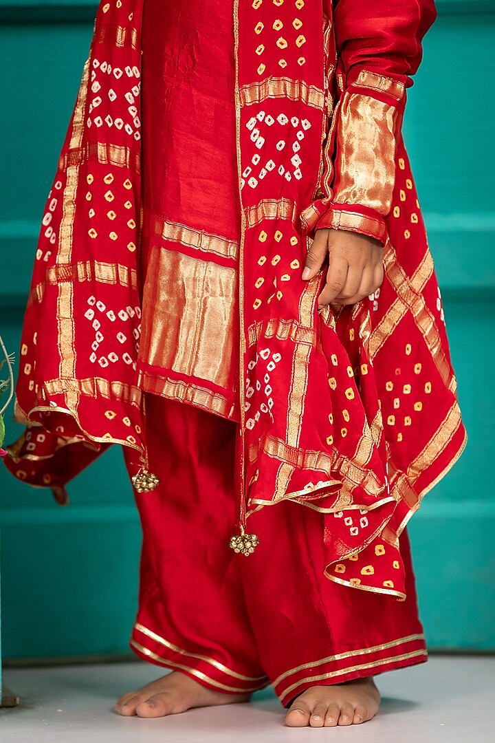 Red Silk & Gharchola Kurta Set For Girls by SHRUTI JALAN at Pernia's Pop Up Shop