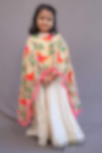 Off-White & Cream Georgette Embroidered Cape Set by SHRUTI JALAN at Pernia's Pop Up Shop